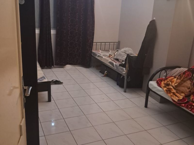 Bed Spaces Available For Males In Hor Al Anz Deira AED 950 Per Month